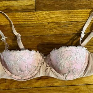 Victoria’s Secret Push Up Bra 32A
